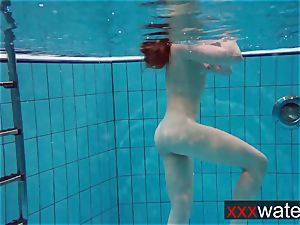 elastic bum underwater Katrin
